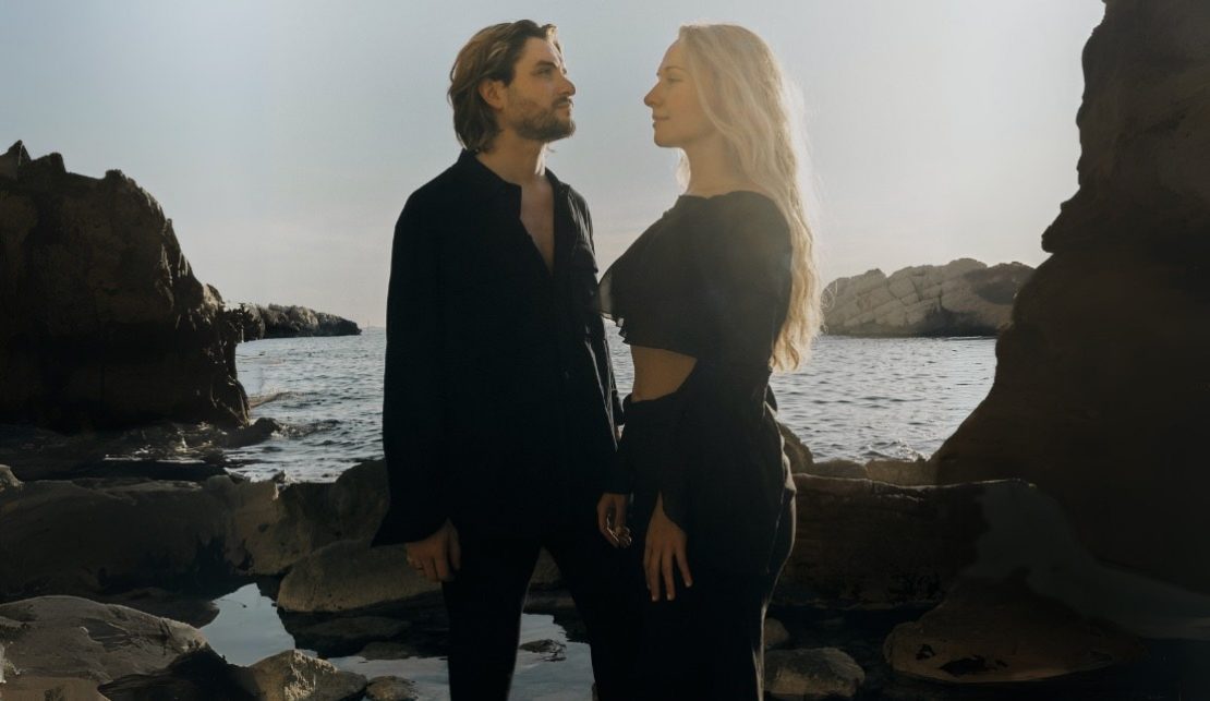 Bleu Nuit – Clara Germont & Florestan Raës