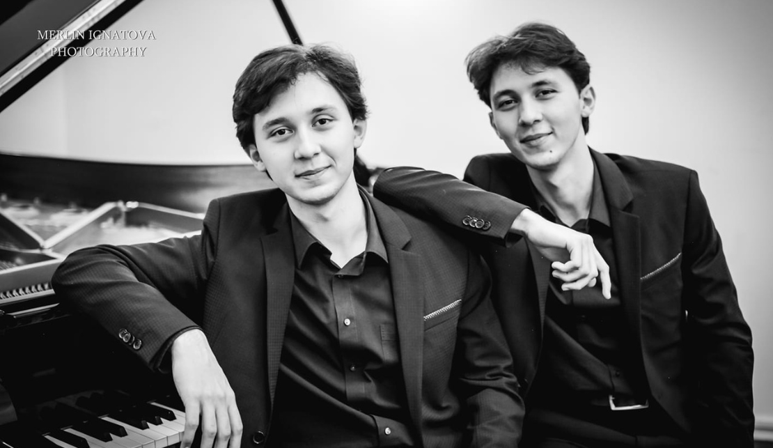 SOUVENIR DU CONCOURS CHOPIN – ANIMATO 2025 | «  Un train peut en cacher un autre » – Hassan et Ibrahim IGNATOV
