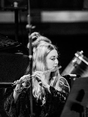 Izabella Pop - BOULEZ / CHOSTAKOVITCH