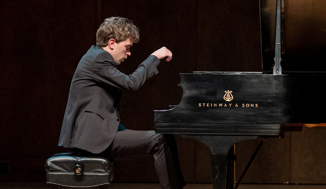 Albert Cano Smit, piano | Bach, Fauré