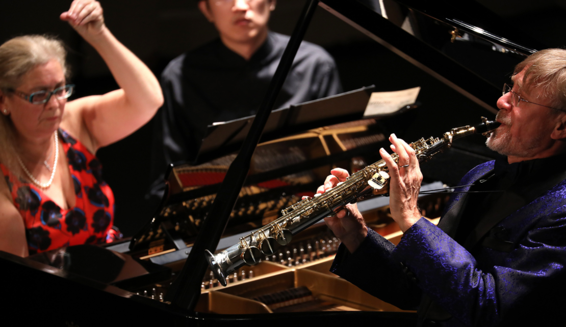 Claude & Odile Delangle – Saxophone et  piano | Bach, Decrück, Jolas, Solbiati, Bernstein